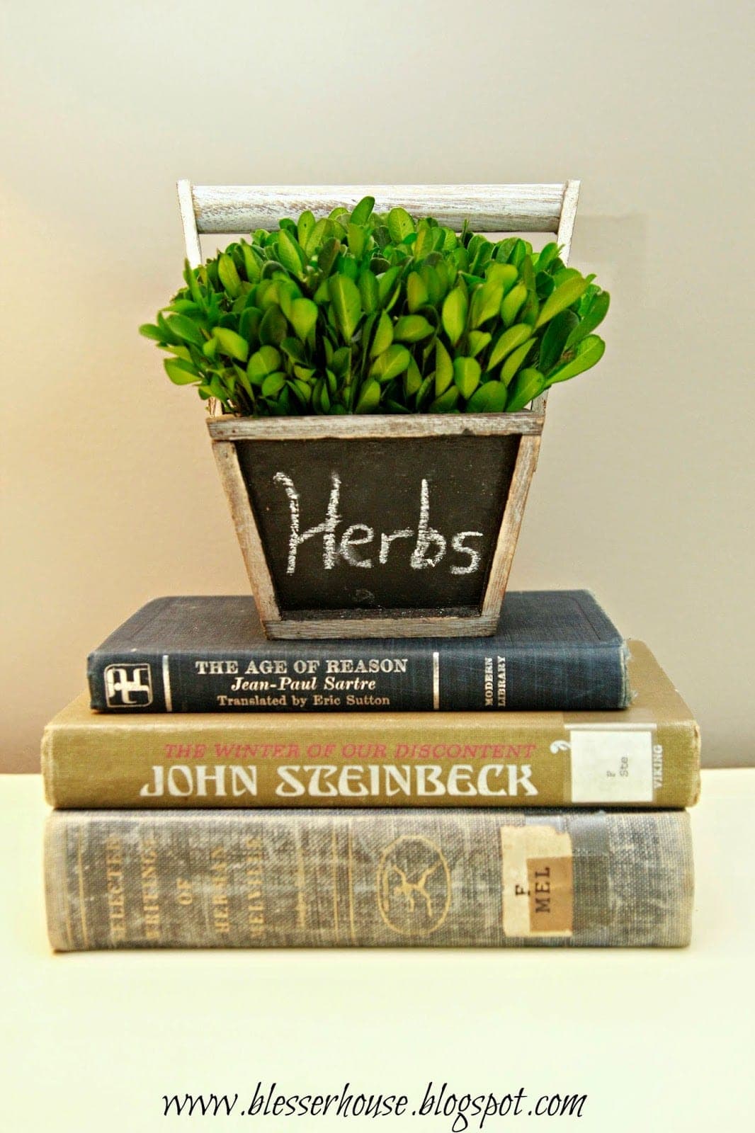 Bless'er House - 8 Ways to Make the Most of Having No Money for Home Decor Bless'er House - 8 Ways to Make the Most of Having No Money for Home Decor