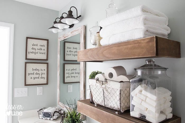 Modern Farmhouse Small Bathroom Reveal - SUGAR MAPLE notes