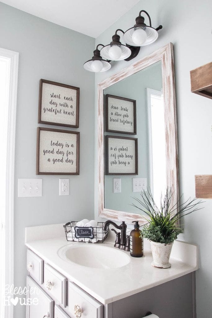 23 Farmhouse Bathroom Shelf Ideas to Bring Some Charm