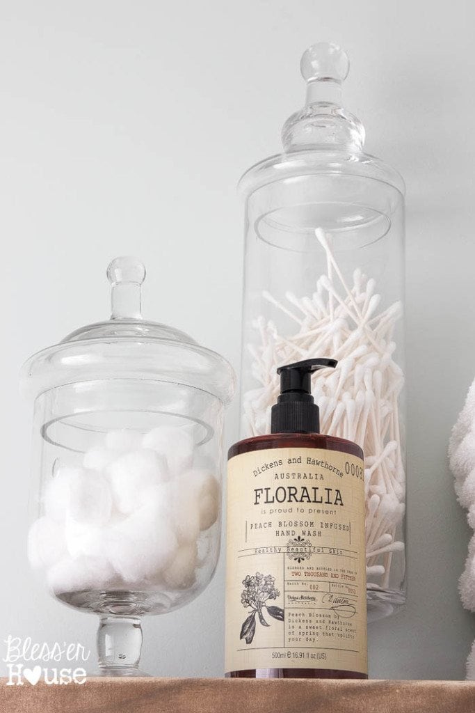 Modern Farmhouse Bathroom Makeover | Bless'er House - So many great ideas to create charm in a builder grade bathroom!