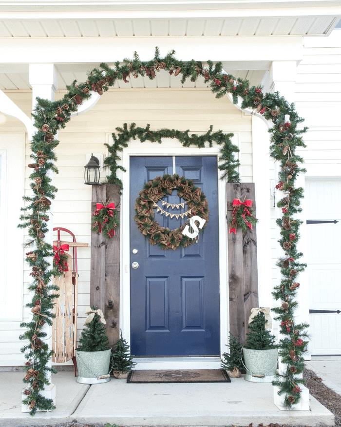 Suburban Rustic Christmas Front Porch Suburban Rustic Christmas Front Porch