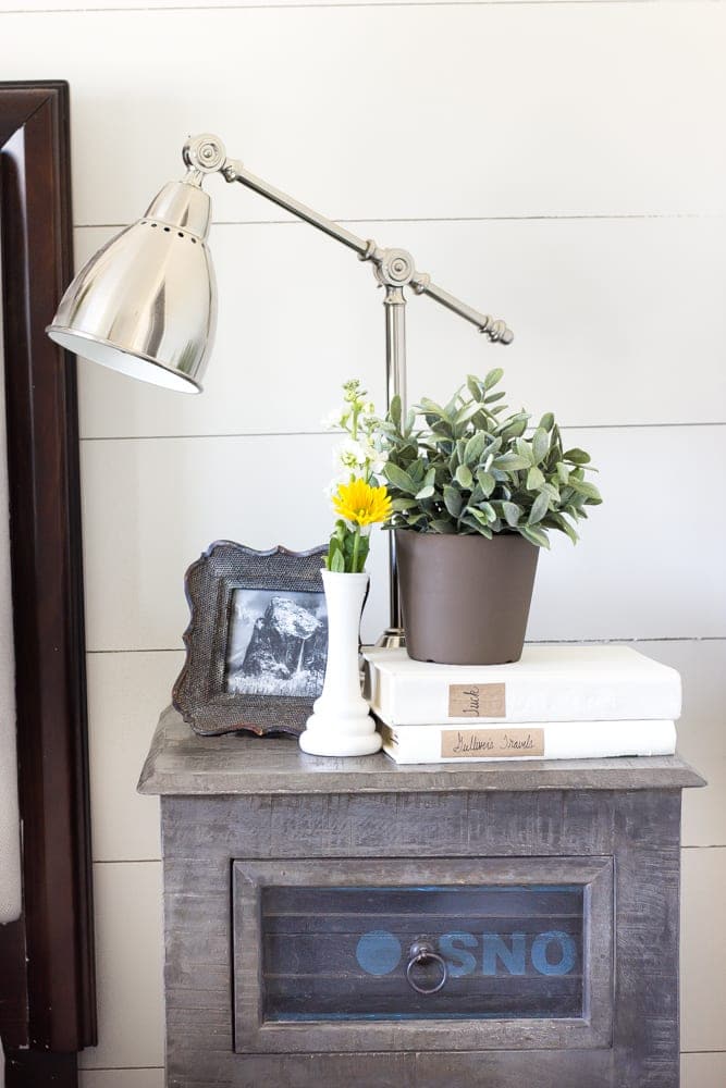 Decorating 101 – Vignette Styling