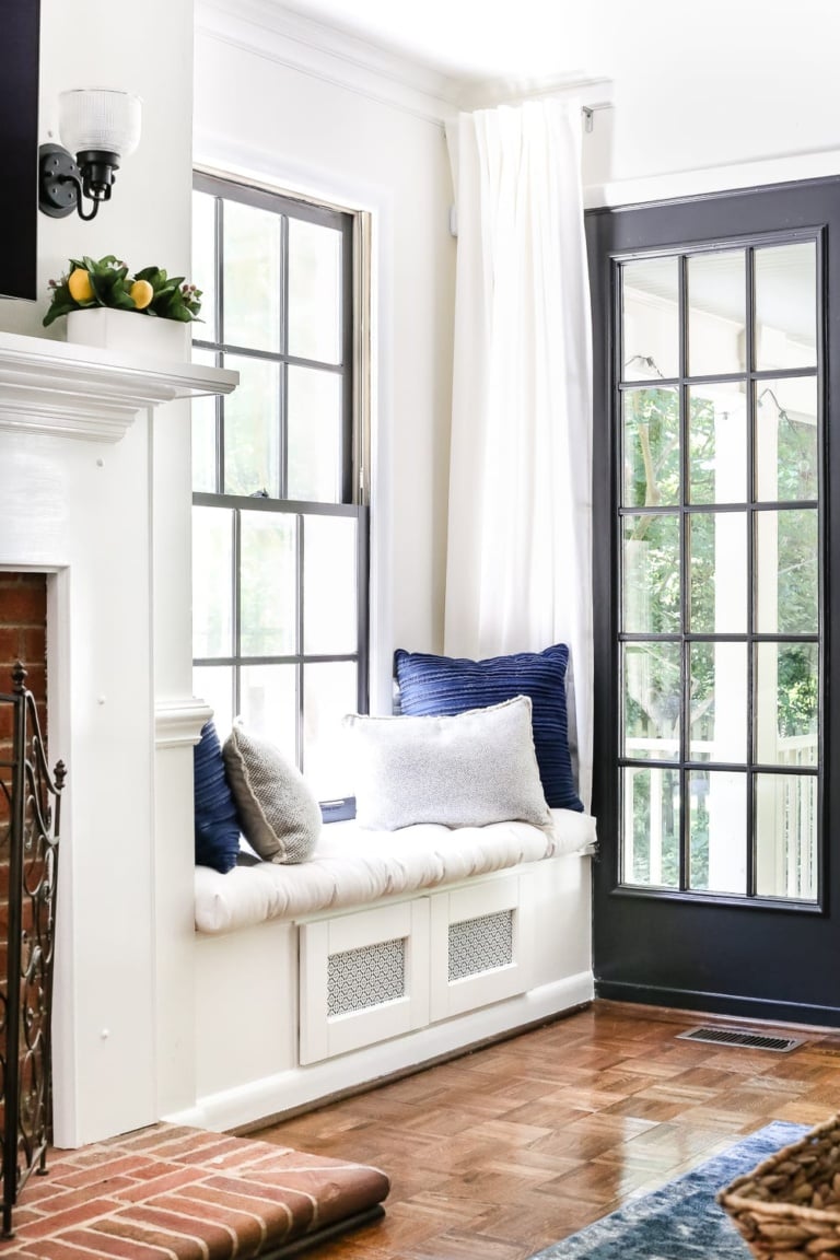 Why I Refuse To Put Farmhouse Decor In My Home