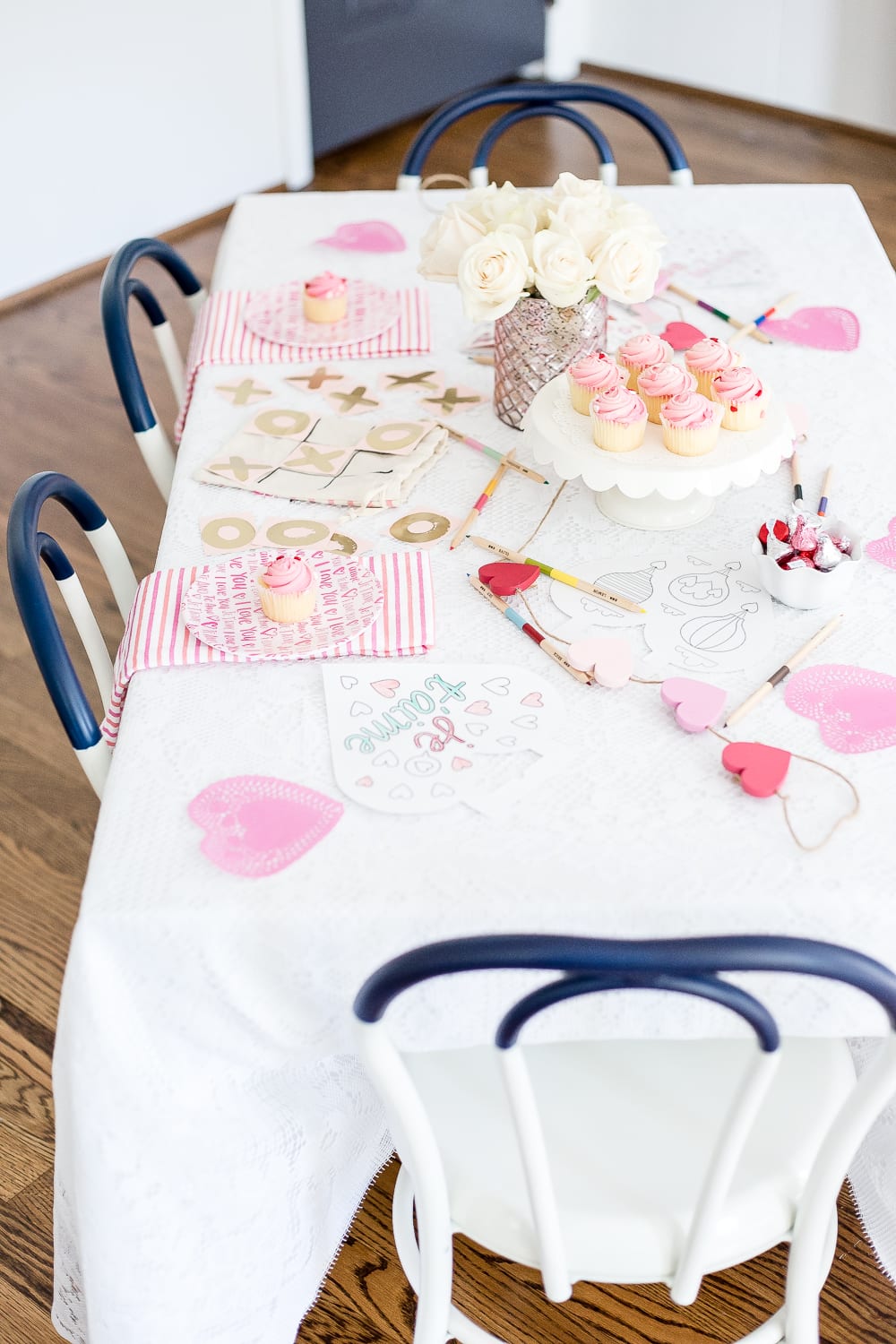 A Valentine's Day daddy daughter date using decor and activities from the Target Dollar Spot. #valentinesday #kidsdecor #kidsvalentines #valentinesdecor 