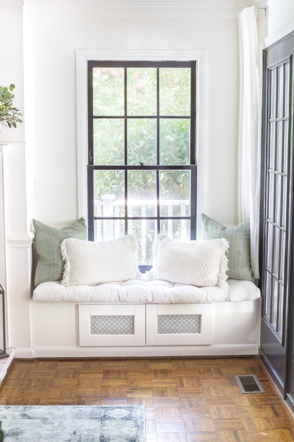 Money-saving decorating tips for adding coziness and texture to a space for fall decor without having to shop for it. 