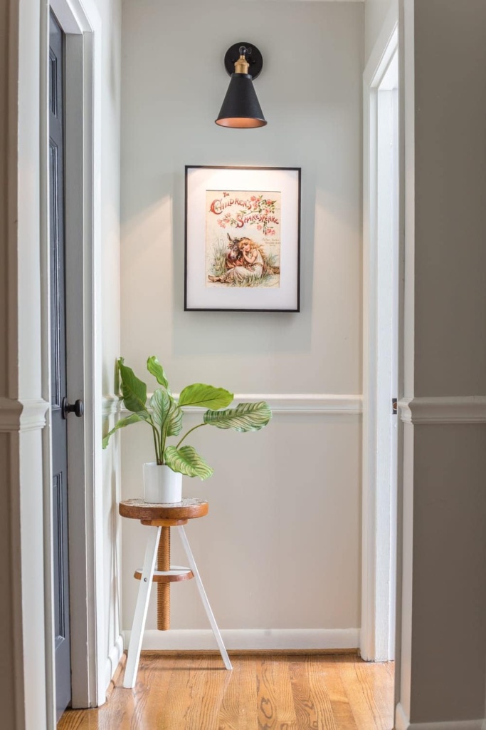 Clever Ideas for Decorating a Boring Narrow Hallway - Bless'er House