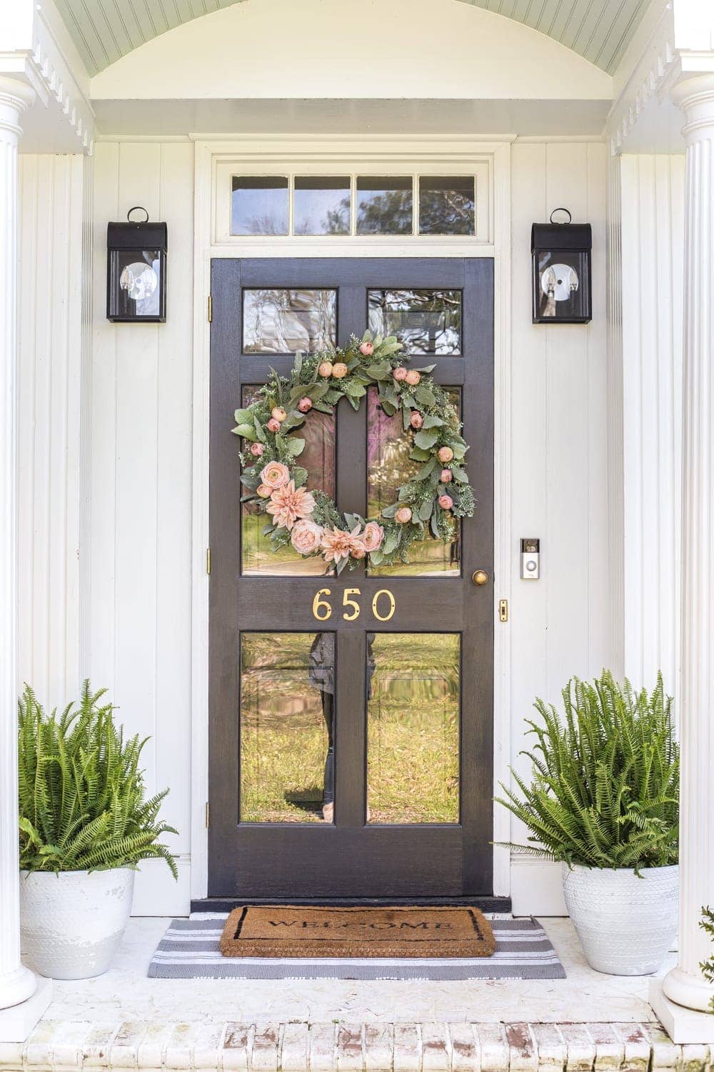 6 Ways to Refresh Your Front Porch for Spring | Tips for sprucing up your front porch to bring it out of winter's hibernation mode and wake it up for spring. #springporch #frontporch #porchstoop #porchdecor #porchdecorating