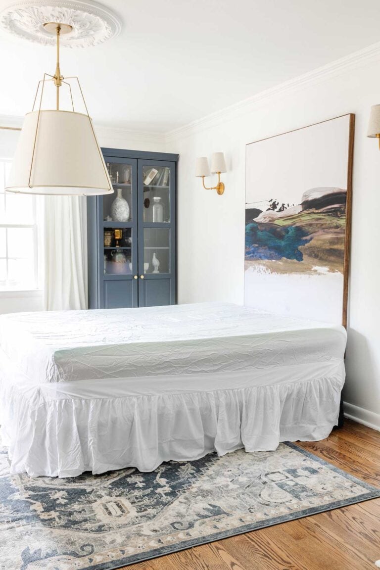 How to Make a Bed Like the Magazines Bless'er House