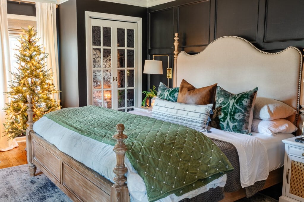 Easy Christmas Bedroom Decor Ideas for Cozy Winter Nights - Bless'er House