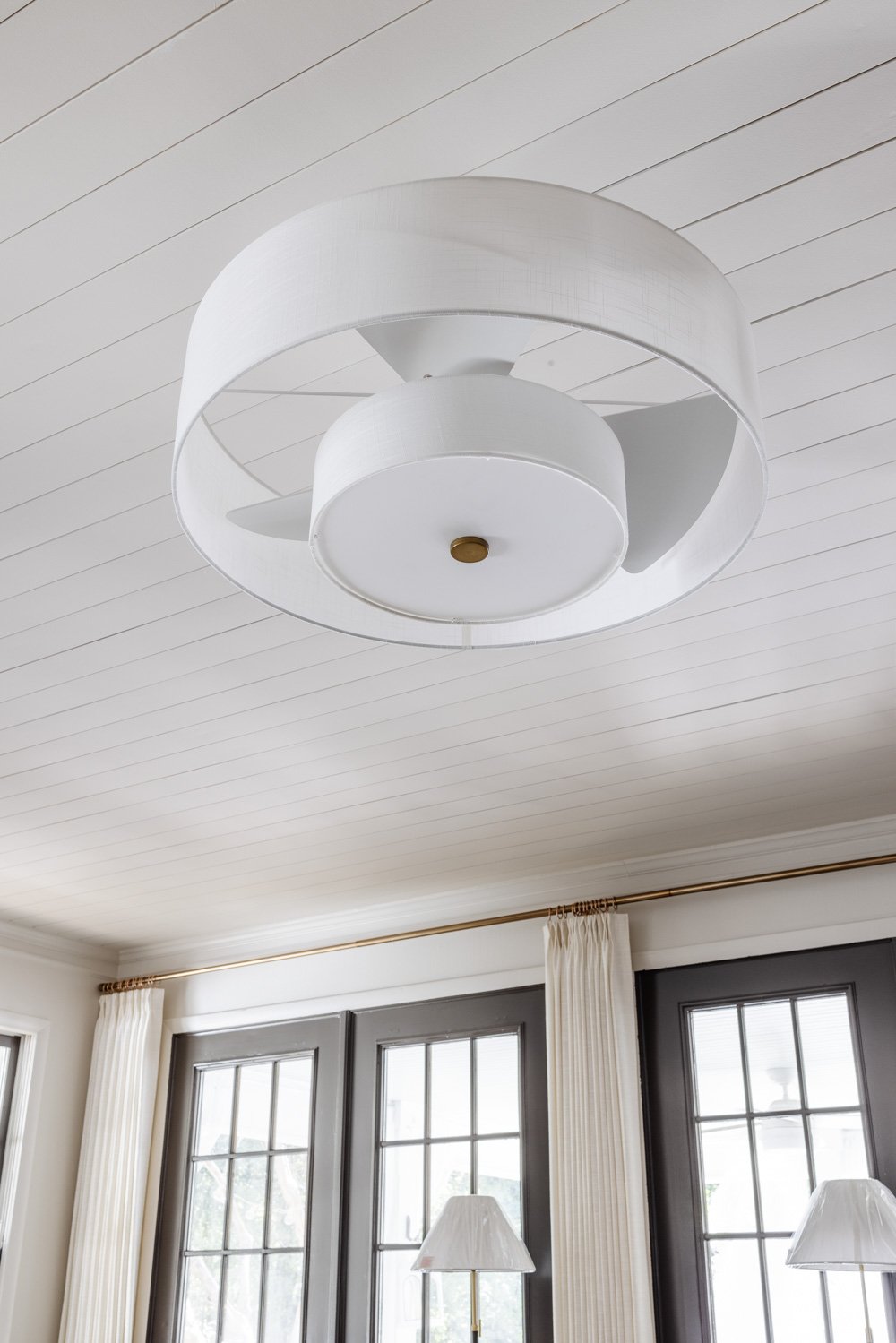 modern minimalist bladeless ceiling fan