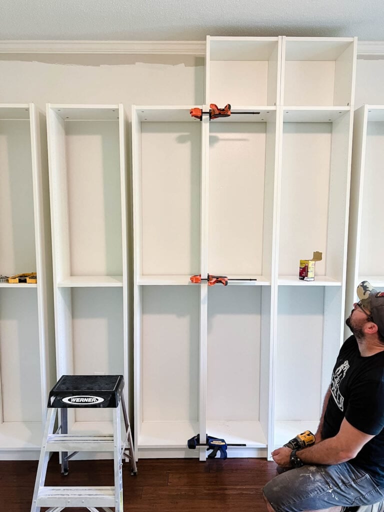 Billy Built In DIY Built In Bookshelves Using the IKEA Billy Bookcase Hack - Bless'er ...