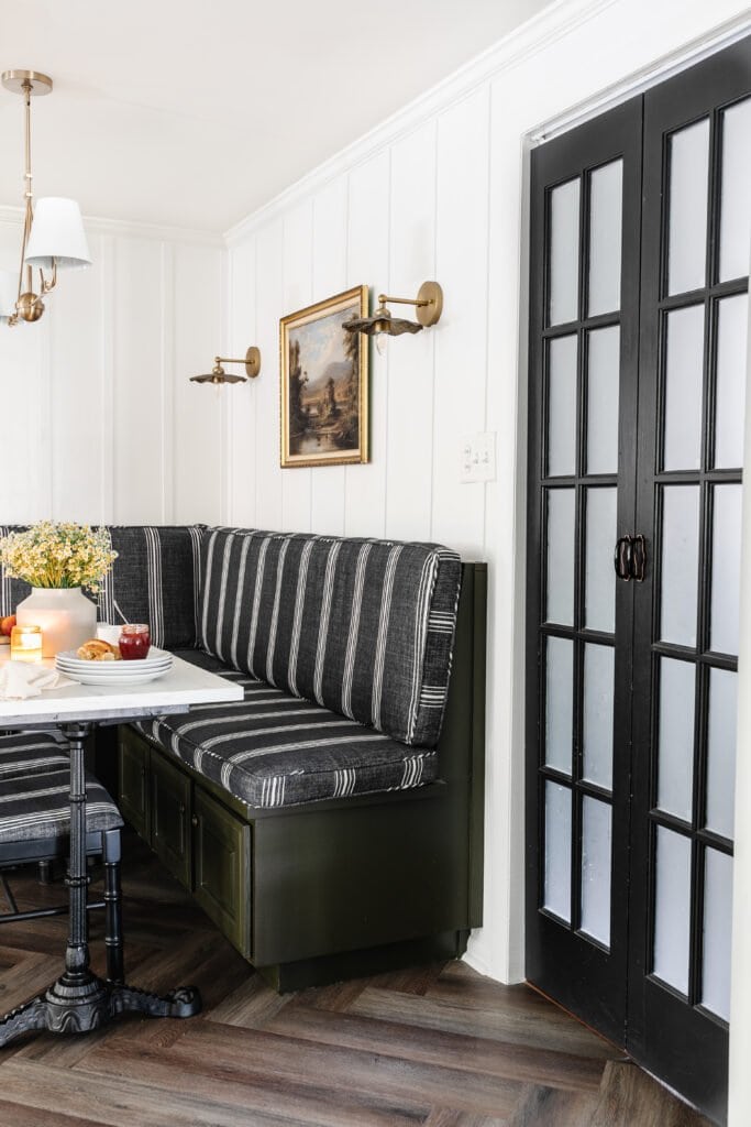 Corner Breakfast Nook and Kitchen Refresh Before and After! - Bless'er ...