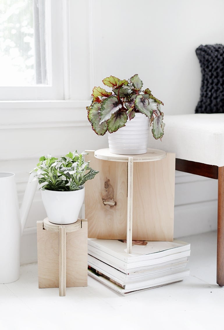 DIY plant stand made of wood