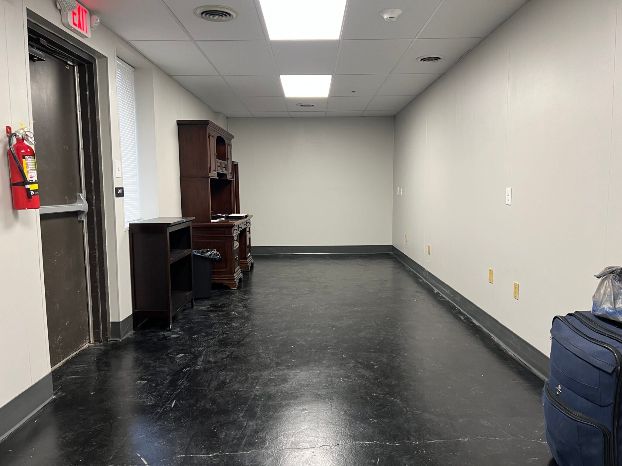 Cozy Conference Room Design Ideas & Office Makeover Bless'er House