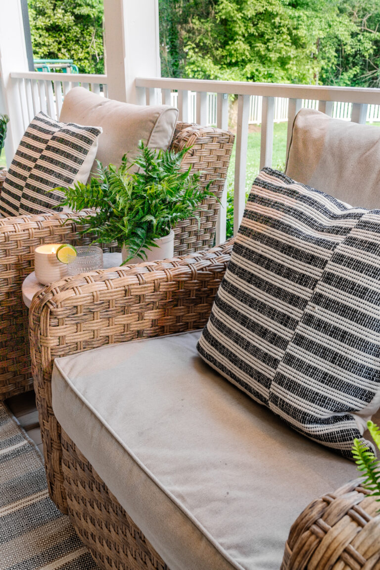 40 Best Faux Outdoor Plants for Planters on a Porch - Bless'er House