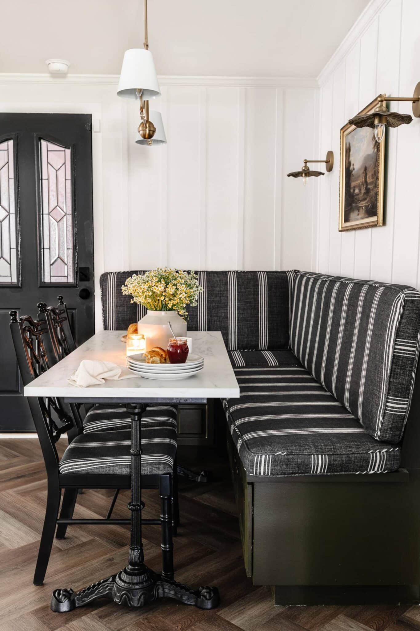 breakfast nook banquette with marble dining table