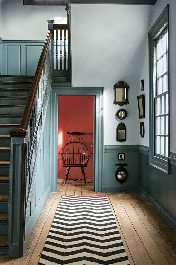 benjamin moore williamsburg wythe blue contrast trim