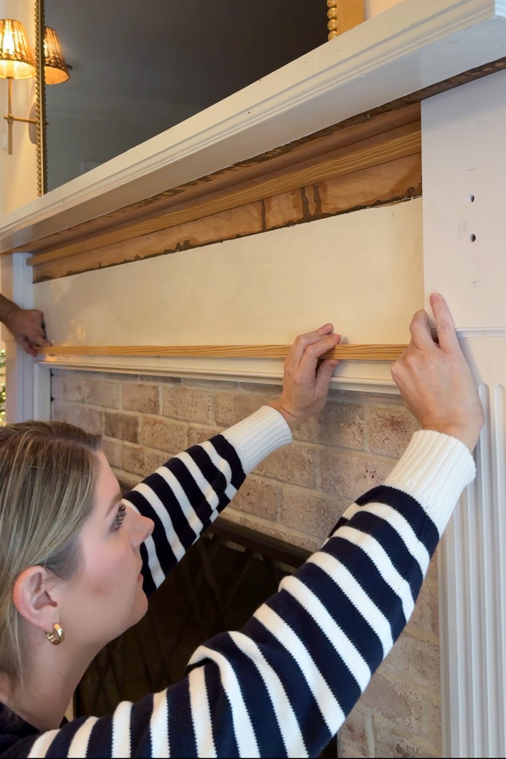 attaching 1x1 board to mantel header