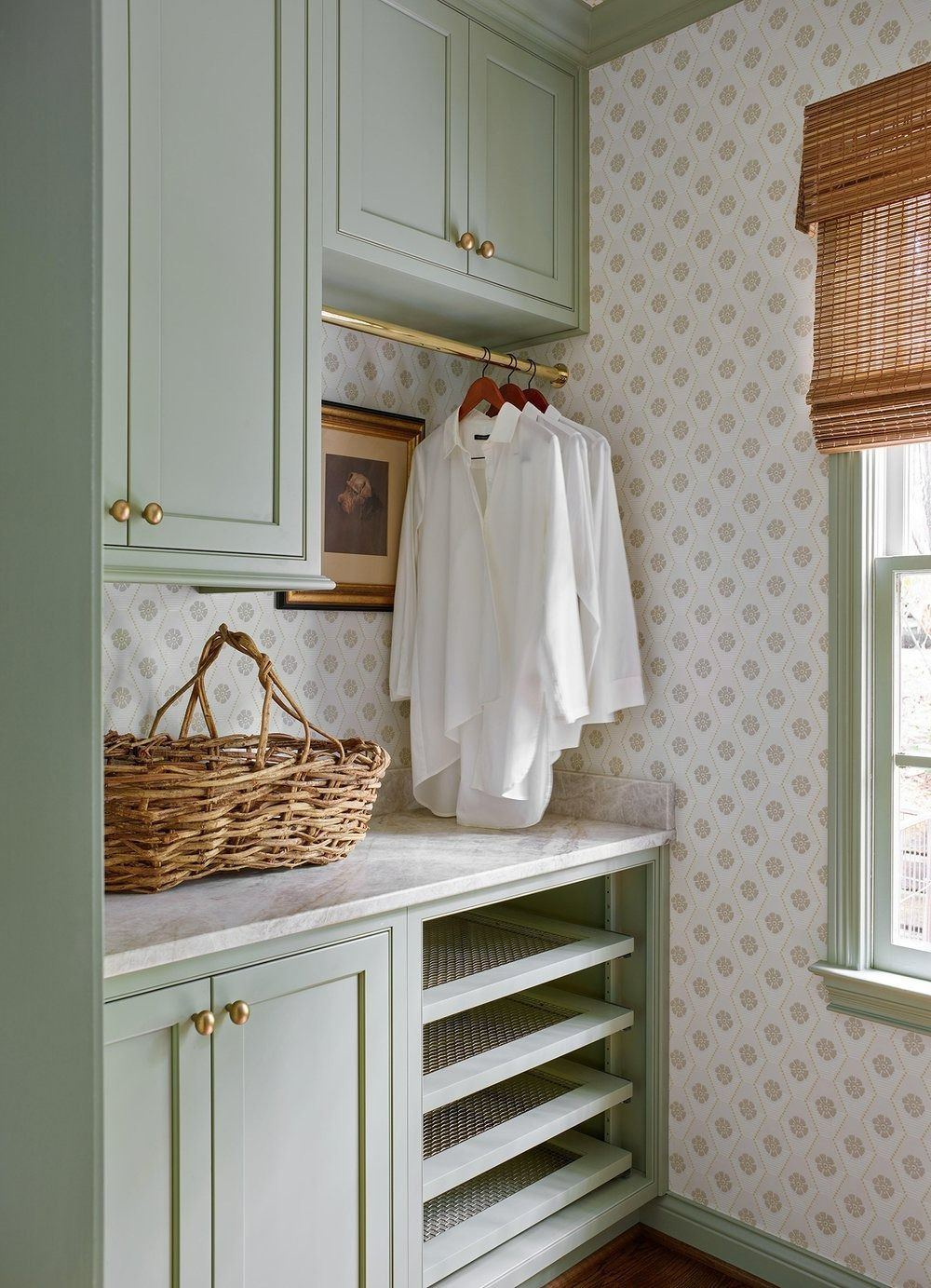 laundry hanging rod