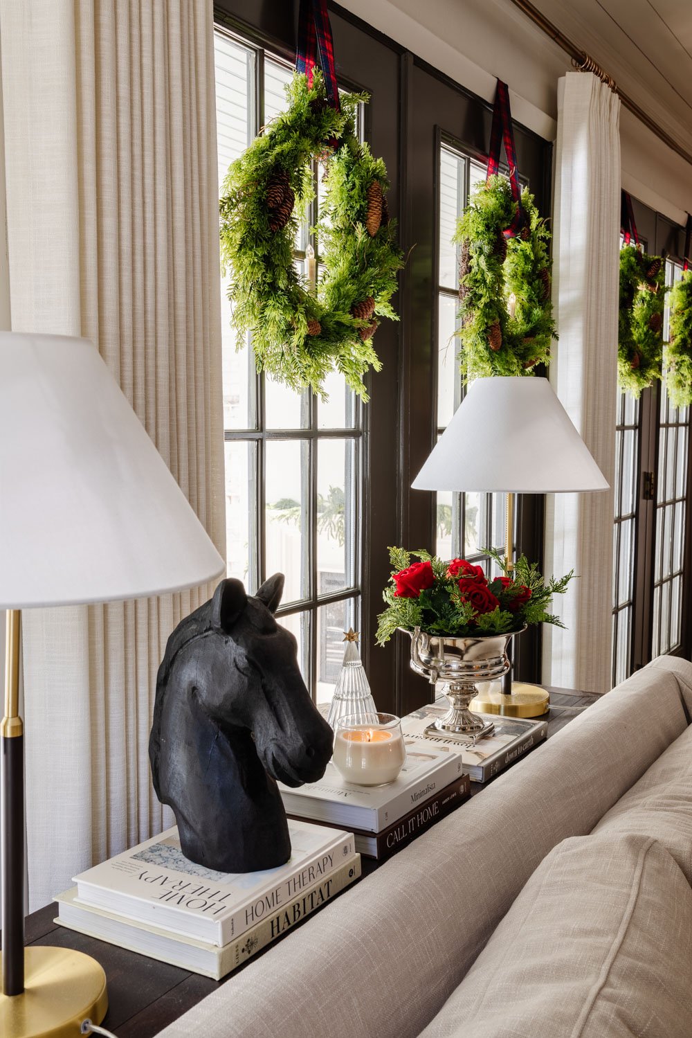 Ralph Lauren idées de décoration de Noël à petit budget – statue de cheval