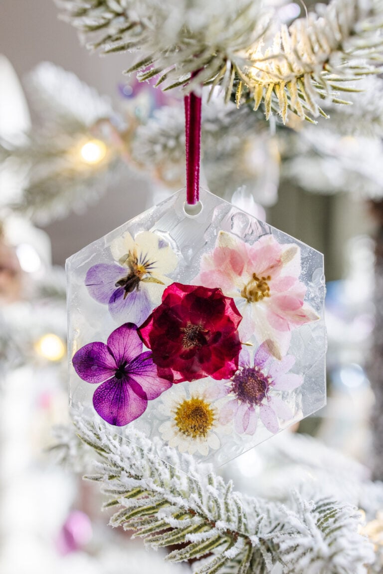 diy pressed flower ornaments christmas craft girl's night