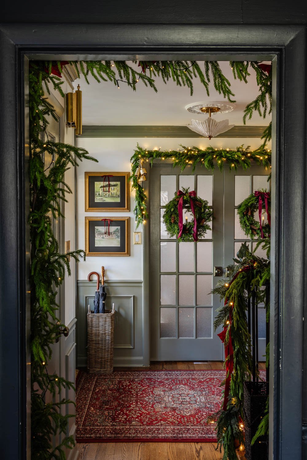 how to hang doorway garland inside with no damage for Christmas